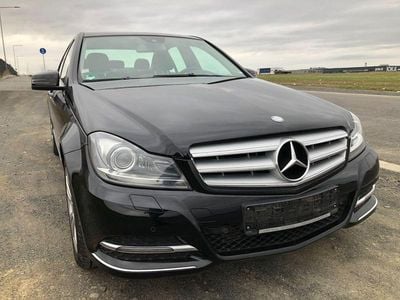 Gebraucht Mercedes C180 Avantgarde 156 PS (114 kW) 2011 Schwarz Limousine