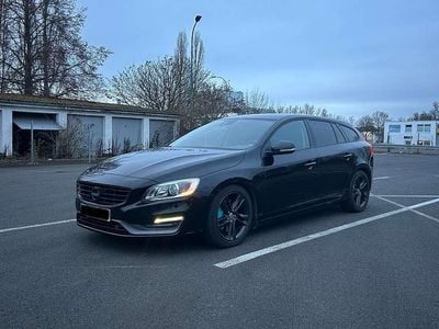 Gebraucht Volvo V60 Kinetic 215 PS (158 kW) 2013 Schwarz Kombi