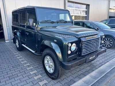Gebraucht Land Rover Defender 122 PS (89 kW) 2011 Grün SUV