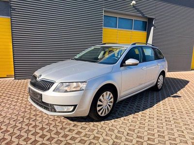 Gebraucht Skoda Octavia Ambition 116 PS (85 kW) 2014 Silber Kleinwagen