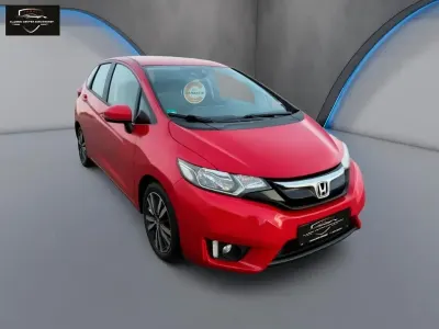 Gebraucht Honda Jazz Elegance 102 PS (75 kW) 2017 Rot Kleinwagen