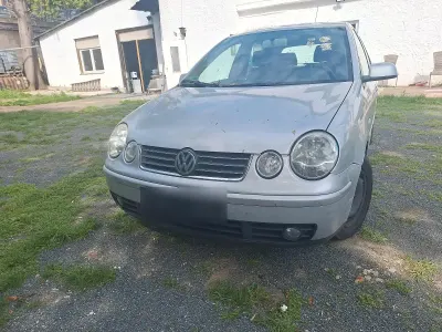 Gebraucht VW Polo 75 PS (55 kW) 2003 Silber Limousine