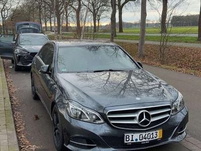 Silber Gebraucht 2013 Mercedes E200 Limousine | 14.000 € (Fairer Preis)