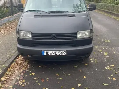 Gebraucht VW T4 102 PS (75 kW) 1997 Schwarz Van