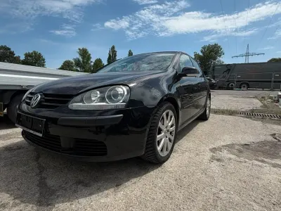 Gebraucht VW Golf V 105 PS (77 kW) 2004 Schwarz Kleinwagen