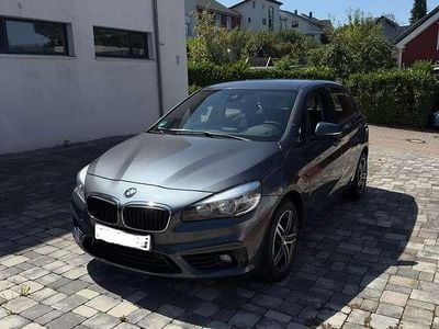 Gebraucht BMW 218 Sport Line 150 PS (110 kW) 2016 Grau Van / Kleinbus