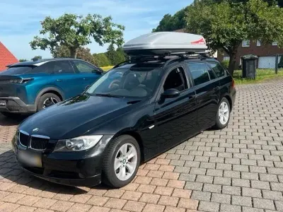 Gebraucht BMW 318 129 PS (94 kW) 2007 Schwarz Kombi