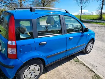 Usata Fiat Panda 60 CV (44 kW) 2004 Blu Utilitaria