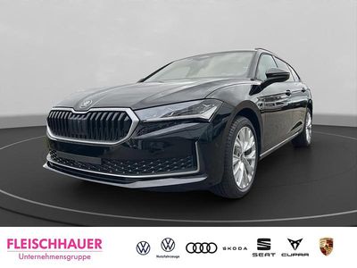 Grau Neu 2025 Skoda Superb Selection Kombi | 46.880 € (Guter Preis)