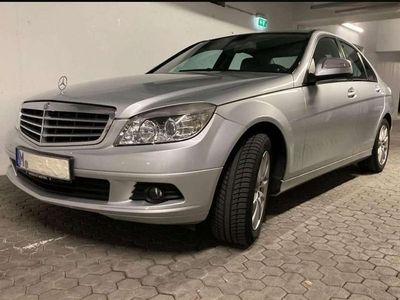 Silber Gebraucht 2007 Mercedes C200 Classic Limousine | 8.700 € (Fairer Preis)