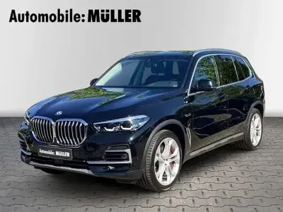 Gebraucht BMW X5 Sport Line 394 PS (289 kW) 2021 Schwarz ii SUV