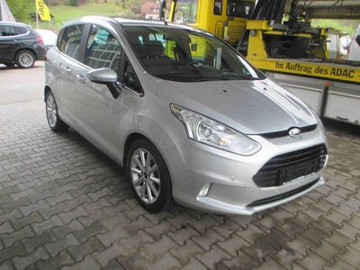 Usata Ford B-MAX Titanium 105 CV (77 kW) 2017 Argento Monovolume