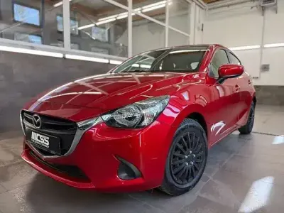 Gebraucht Mazda 2 Center-Line 110 PS (80 kW) 2016 Rot Limousine