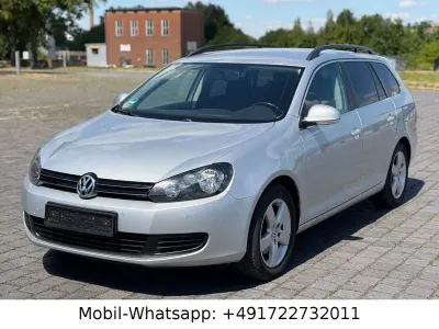 Gebraucht VW Golf VI Comfortline 122 PS (89 kW) 2011 Silber Kombi