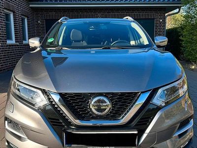 Second-hand Nissan Qashqai N-Motion 140 CP (102 kW) 2019 Gri SUV