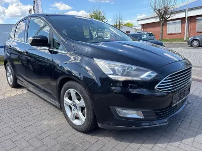 Używany Ford C-MAX Titanium 120 KM (88 kW) 2016 Czarny Minivan
