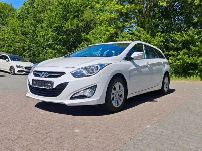 Gebraucht Hyundai i40 Edition 135 PS (99 kW) 2014 Weiß Kombi