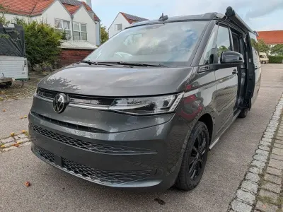 Gebraucht VW California California 245 PS (180 kW) 2025 Grau Van