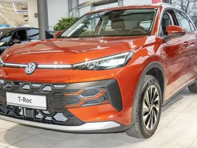 Nowe VW T-Roc Cabriolet Style 150 KM (110 kW) 2026 Czerwony SUV