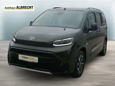 Gebraucht Toyota Proace Verso City 131 PS (96 kW) 2024 Backpacker chaki Kombi