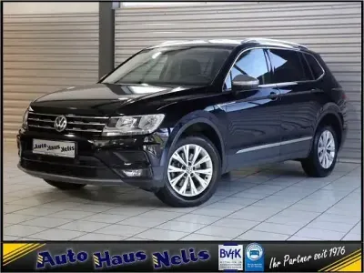 Gebraucht VW Tiguan Comfortline 150 PS (110 kW) 2018 Deepblackperleffekt SUV