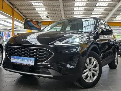 Gebraucht Ford Kuga 120 PS (88 kW) 2022 Agate black (metallic) SUV