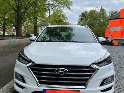 Weiß Gebraucht 2019 Hyundai Tucson Premium SUV | 19.430 € (Guter Preis)