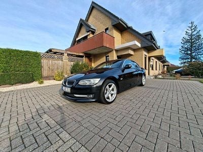 Begagnad BMW 330 Cabriolet Exclusive 245 HK (180 kW) 2012 Svart Cab