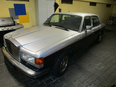 Gebraucht Rolls Royce Silver Spirit 201 PS (147 kW) 1983 Silber / dunkelblau Limousine