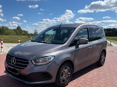 Mercedes T180