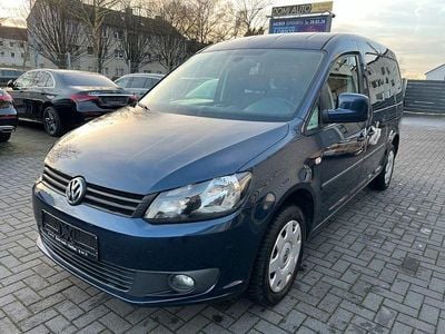 Blau Gebraucht 2015 VW Caddy Maxi Trendline Van / Kleinbus | 12.990 € (Fairer Preis)
