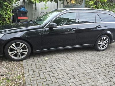 Mercedes E220