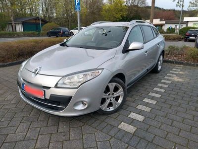 gebraucht Renault Mégane GrandTour 1.5 dCi TÜV neu Navi Klima PDC hinten