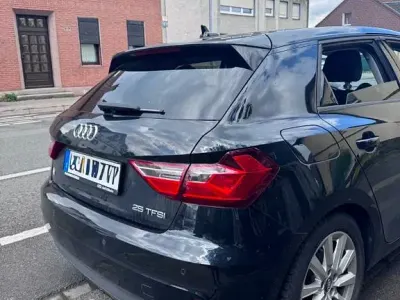Gebraucht Audi A1 Sportback Ambiente 95 PS (69 kW) 2020 Schwarz Kleinwagen