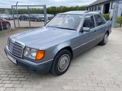 gebraucht Mercedes E220 Lim. W124 1-Hand Aut. *Komplette Historie*