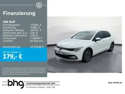 Gebraucht VW Golf VIII Life 131 PS (96 kW) 2022 Weiß Limousine