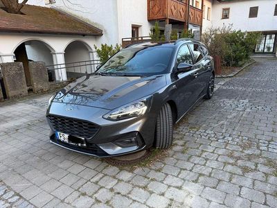 Second-hand Ford Focus ST-Line 182 CP (133 kW) 2019 Gri Berlinǎ