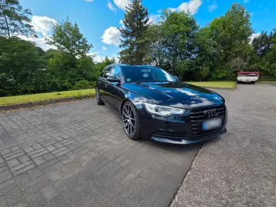 Gebraucht Audi A6 Ambiente 177 PS (130 kW) 2012 Blau Kombi