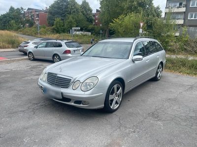 Mercedes E220