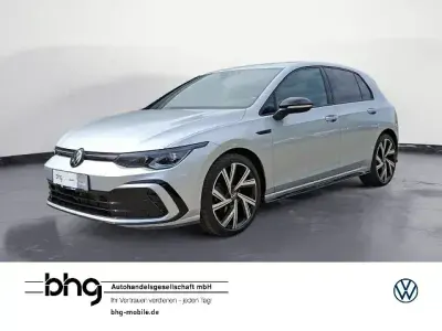 Gebraucht VW Golf VIII R-line 131 PS (96 kW) 2022 Reflexsilber metallic Limousine