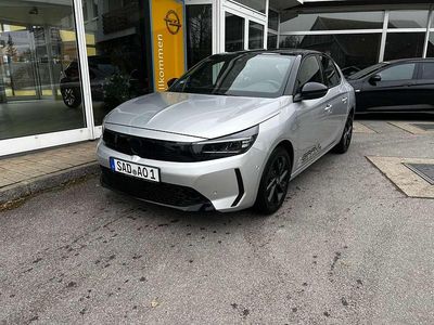 Gebraucht Opel Corsa 101 PS (74 kW) 2023 Kristall silber Kleinwagen