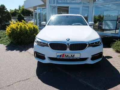 Gebraucht BMW 520 M Sport 190 PS (139 kW) 2018 Weiß Kombi