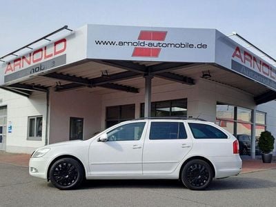 Gebraucht Skoda Octavia Ambition 105 PS (77 kW) 2013 Weiß Kombi