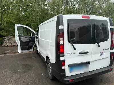 Gebraucht Renault Traffic 105 PS (77 kW) 2018 Weiß Van / Kleinbus