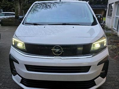 Gebraucht Opel Zafira Life 177 PS (130 kW) 2024 Weiß Van / Kleinbus