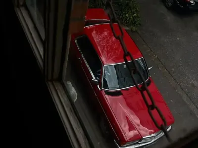 Gebraucht Mercedes 230 138 PS (101 kW) 1983 Rot Coupé