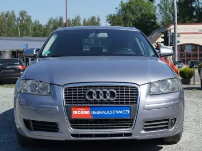Gebraucht Audi A3 Sportback Ambiente 116 PS (85 kW) 2005 Silber Kleinwagen