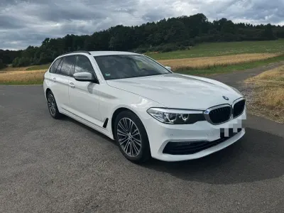 Gebraucht BMW 520 Sport Line 190 PS (139 kW) 2018 Weiß Kombi