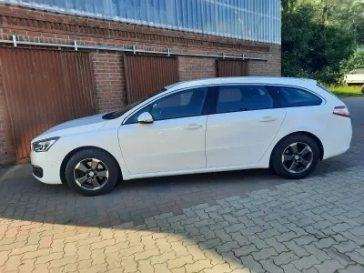 Gebraucht Peugeot 508 150 PS (110 kW) 2016 Weiß Kombi