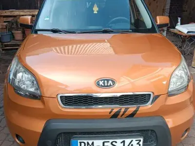 Gebraucht Kia Soul Attract 126 PS (92 kW) 2010 Orange SUV